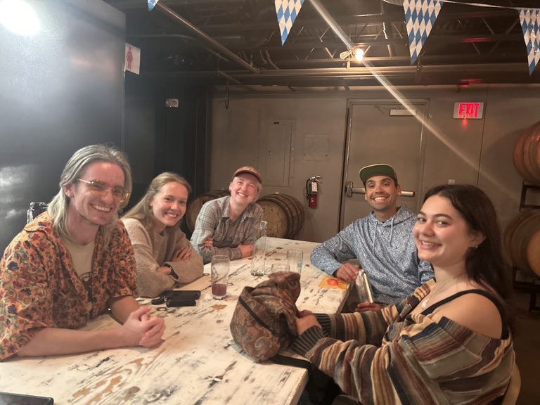 Labbers are always down for a hang!